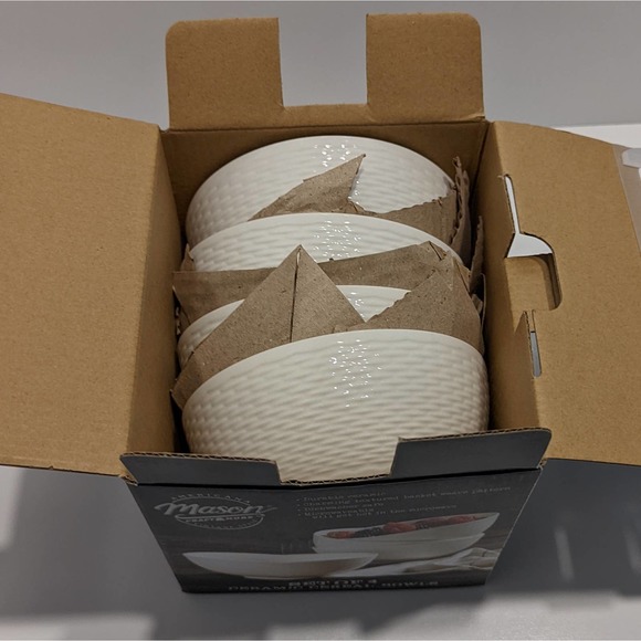 Mason White Weave Ceramic Cereal Bowls (Set of 4, with Original Box) - Picture 8 of 9